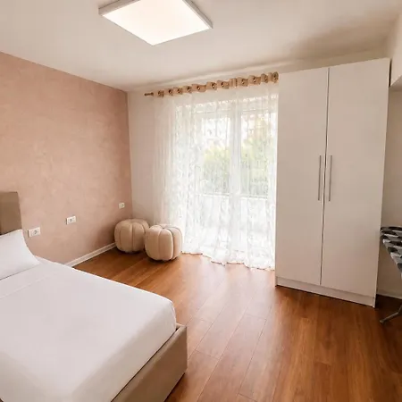 Koral & Elodi Cozy * Tirana